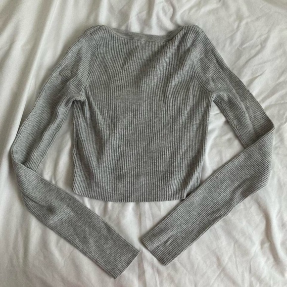 american eagle cropped top - Picture 2 of 7